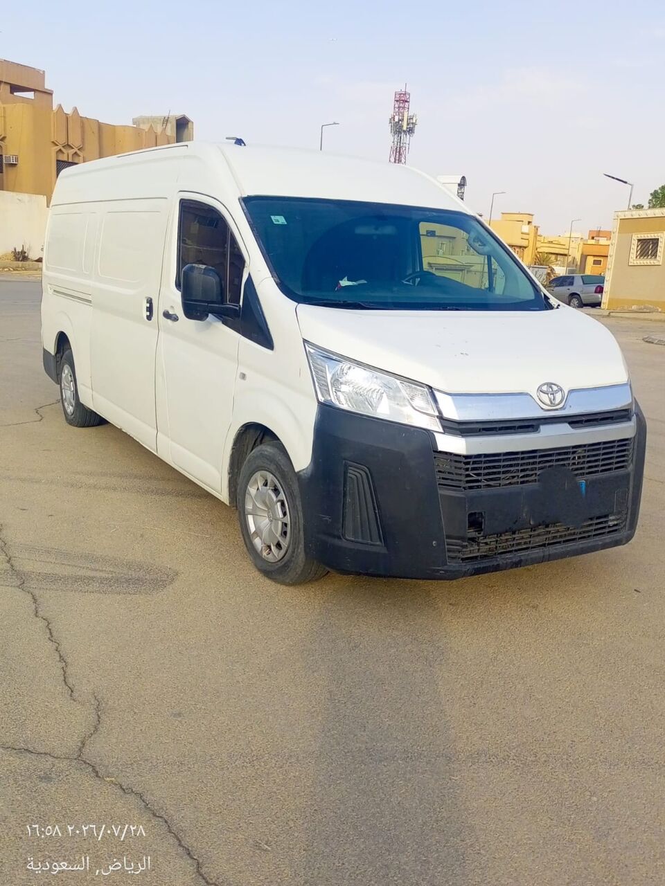 Riyadh, Vehicles, Cars & Trucks , SAR 88000,  Toyota Hi-Ace,  2020,  Manual,  198000 KM,   Toyota Van, Diesel