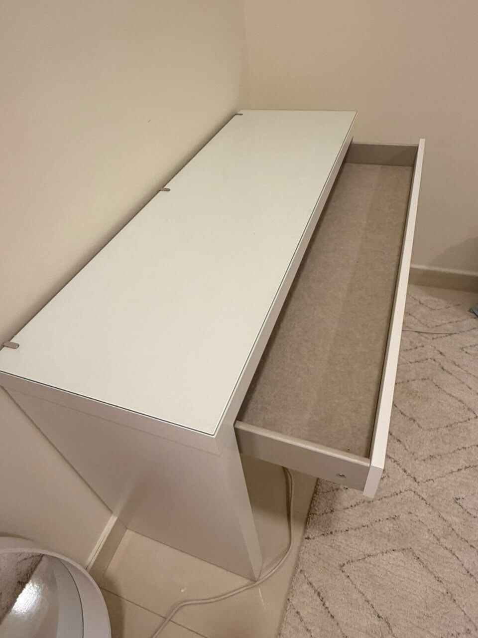 Al Arid, Furniture, SAR 500,  Dressing With Mirror
