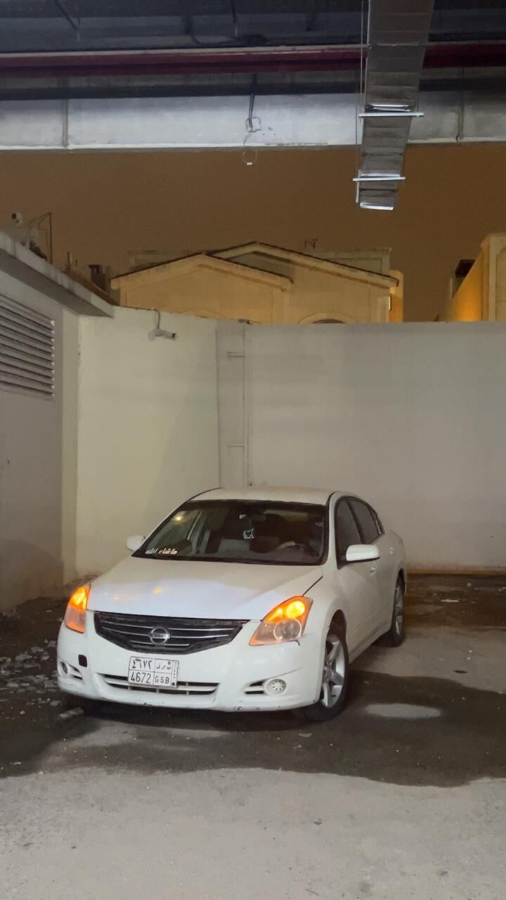 Riyadh, Vehicles, Cars & Trucks , SAR 13000,  Nissan Altima,  2010,  Manual,  280000 KM,   2.5 For Sale