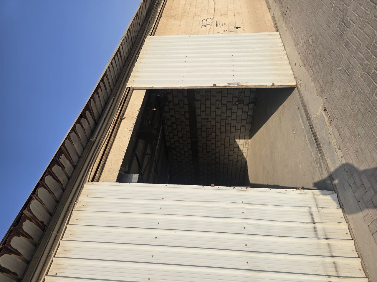 Salmabad, Warehouses, BHD 350,  180 Sq. Meter,  Spacious Warehouse For Rent In A&rsquo;ali (Close To Salmabad)