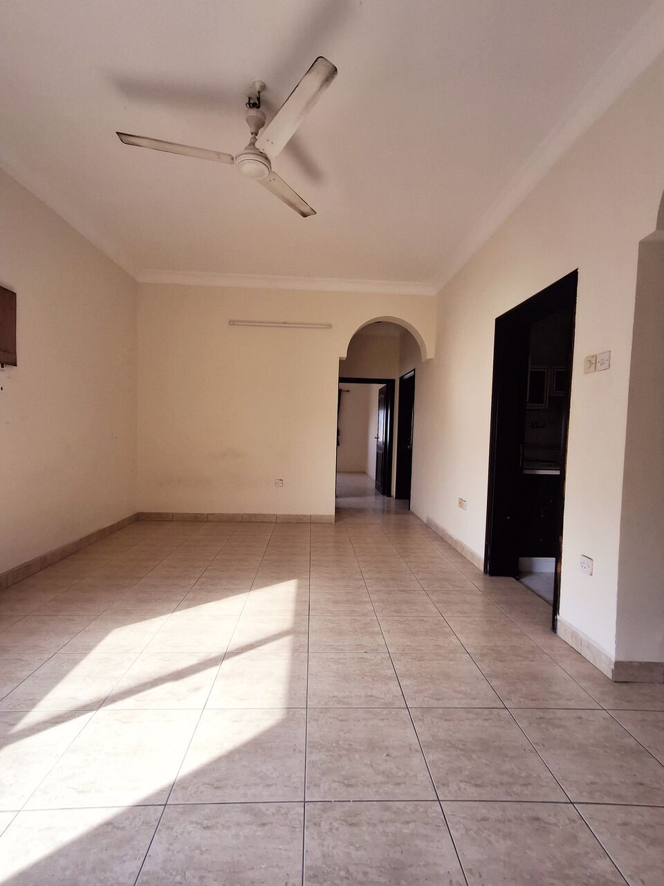 Gudaibiya, Apartments, Flats, Houses & Villas, BHD 170/month,  2 BR,  Very Spacious UN Furnished 2 BHK Flat Without Ewa @170 BD In Gudaibiya