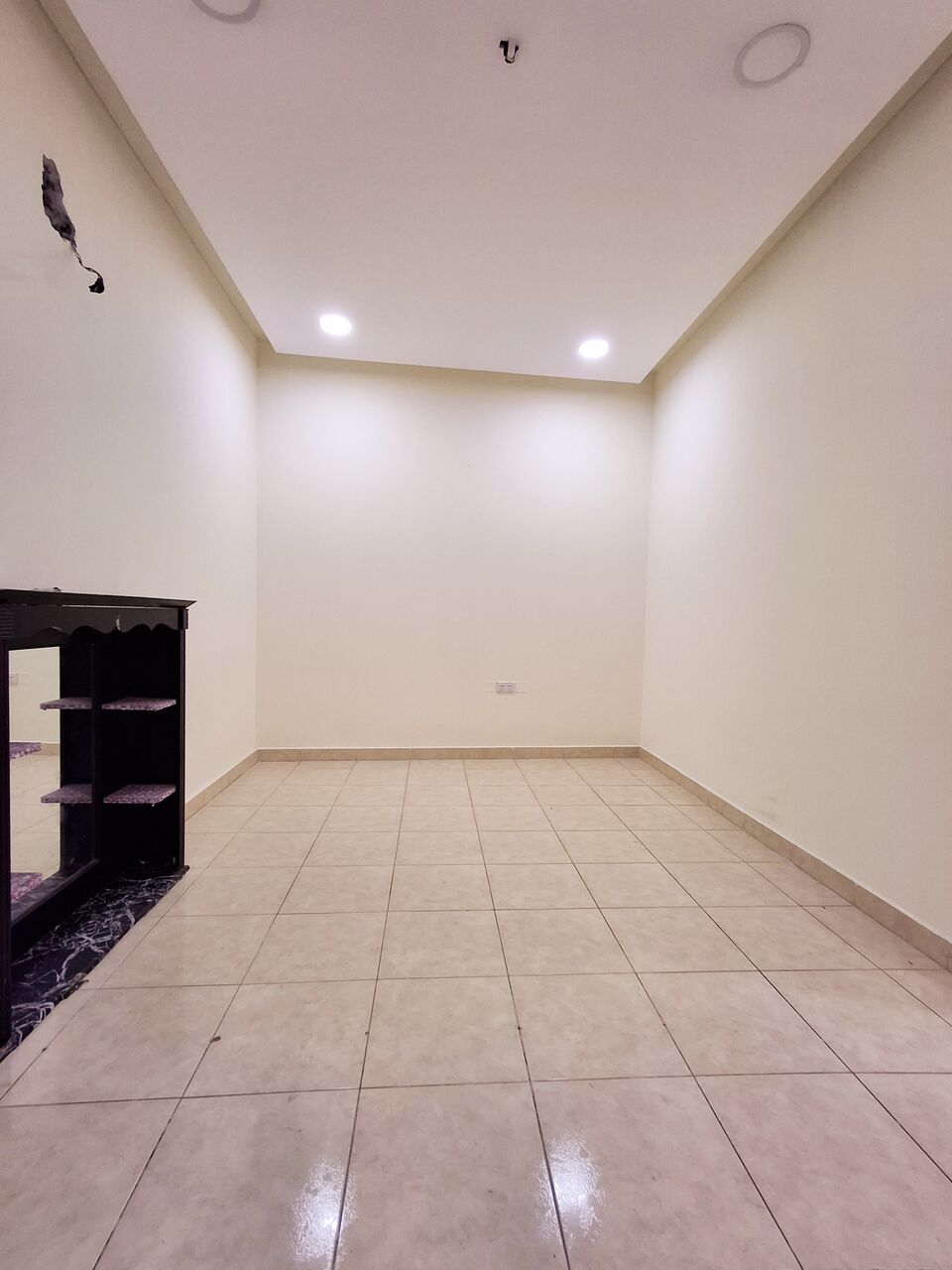 Gudaibiya, Apartments, Flats, Houses & Villas, BHD 220/month,  2 BR,  - Very Neet Semi Furnished 2 BHK Flat With Ewa @220/BD In Gudaibiya