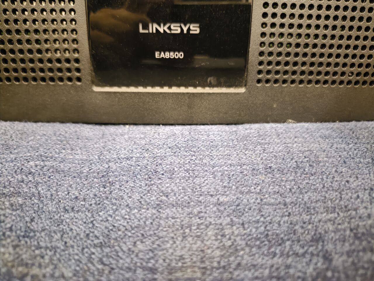 Dammam, Computers, SAR 120,  Linksys EA8500 Max-Stream AC2600 MU-MIMO Smart Wi-Fi Router &ndash; Excellent Condition