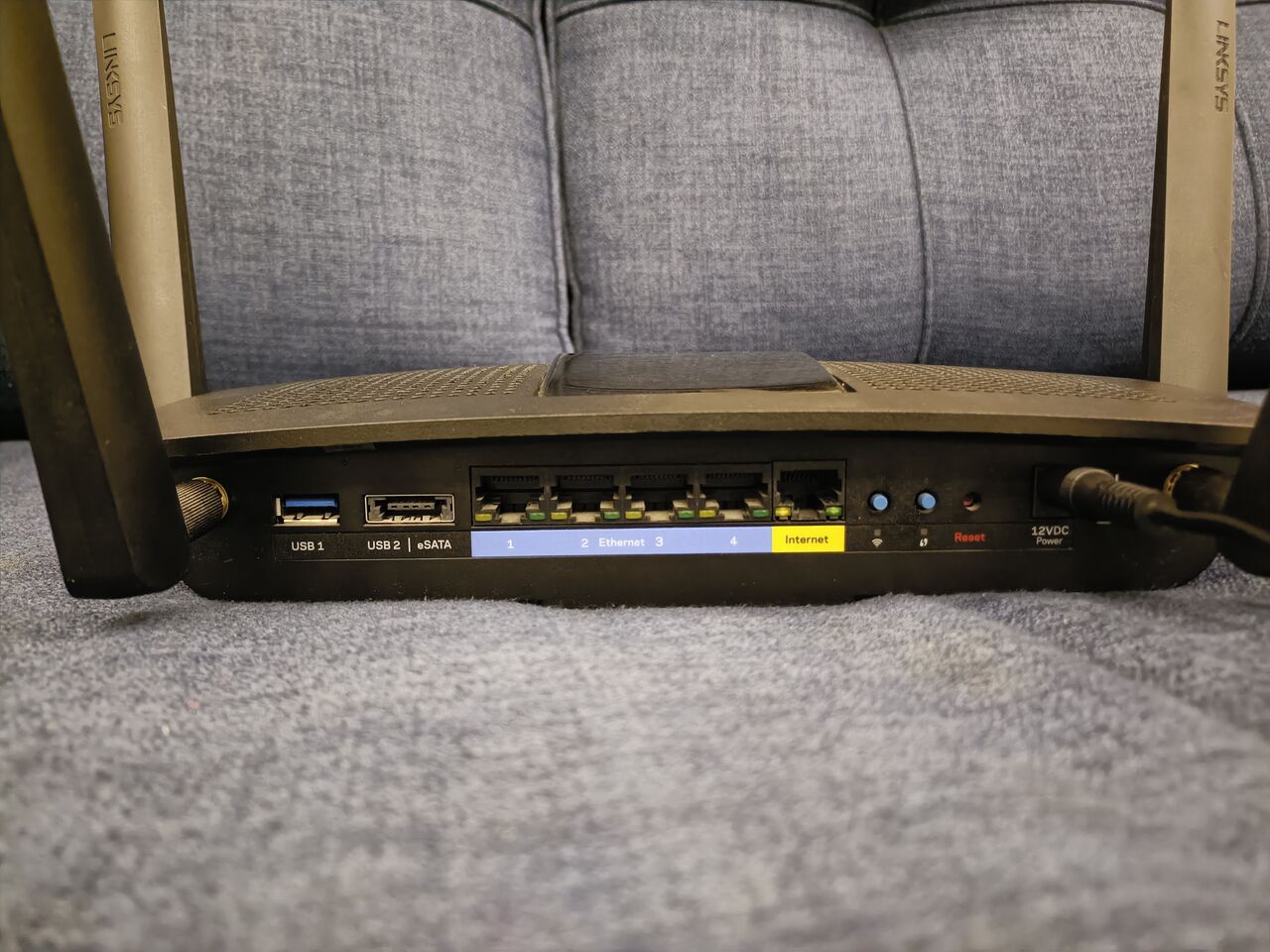 Dammam, Computers, SAR 120,  Linksys EA8500 Max-Stream AC2600 MU-MIMO Smart Wi-Fi Router &ndash; Excellent Condition