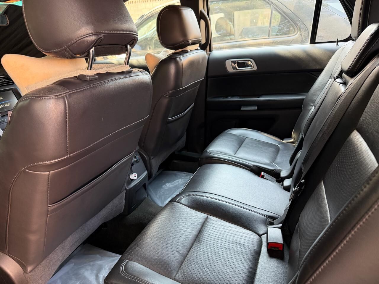Jubail, Vehicles, Cars & Trucks , SAR 52,  FORD EXPLORER,  2015,  Automatic,  188 KM,  EXCELLENT CONDITION FULLY LOADED SUV