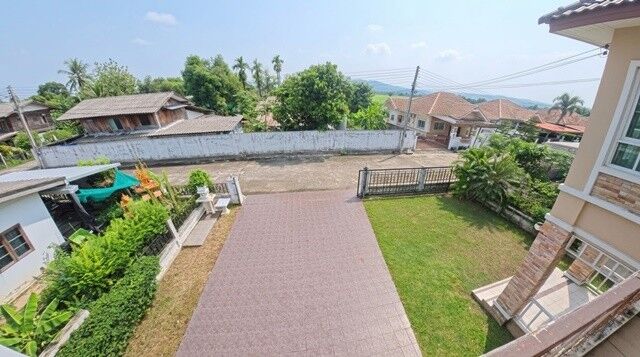 Bangkok, Real Estate For Sale, THB 2599999,  3 BR,  75 Sq. Feet,  Selling At A Loss, Ban San Kamphaeng. Mountain View 75 Sq M, Wide Area, Parking For 4