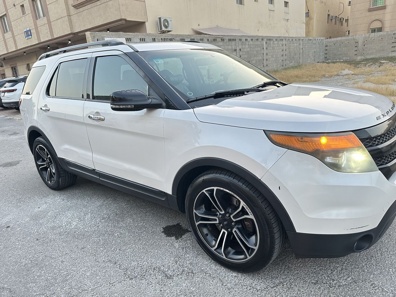 Dammam, Vehicles, Cars & Trucks , SAR 49500,  Ford Explorer Sport,  2013,  Automatic,  264800 KM,    (Full Option) &ndash; GCC Specs