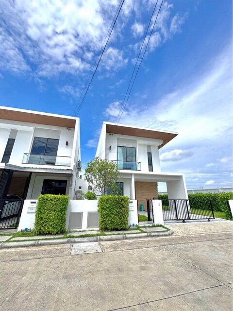 Bangkok, Villas, THB 57000,  47 Sq. Feet,  Corner Semi-detached House For Rent, 3 Bedrooms, Como Bianca Bangna, Como Bianca, Minimal