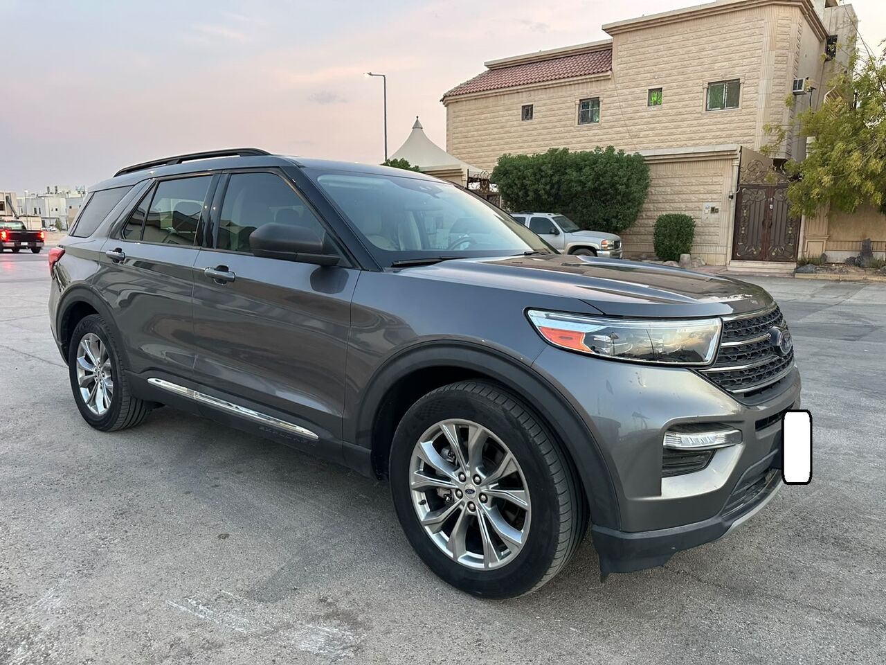 Riyadh, Vehicles, Cars & Trucks , SAR 125000,  Ford Explorer XLT,  2023,  Automatic,  47000 KM,    With Panorama Sunroof N 4x4 Full Options (1st Owner) No Accident