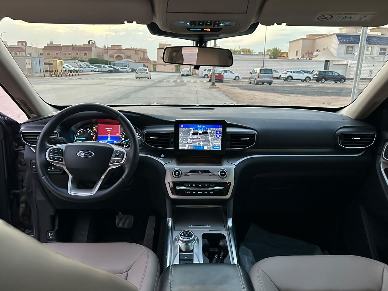 Riyadh, Vehicles, Cars & Trucks , SAR 125000,  Ford Explorer XLT,  2023,  Automatic,  47000 KM,    With Panorama Sunroof N 4x4 Full Options (1st Owner) No Accident