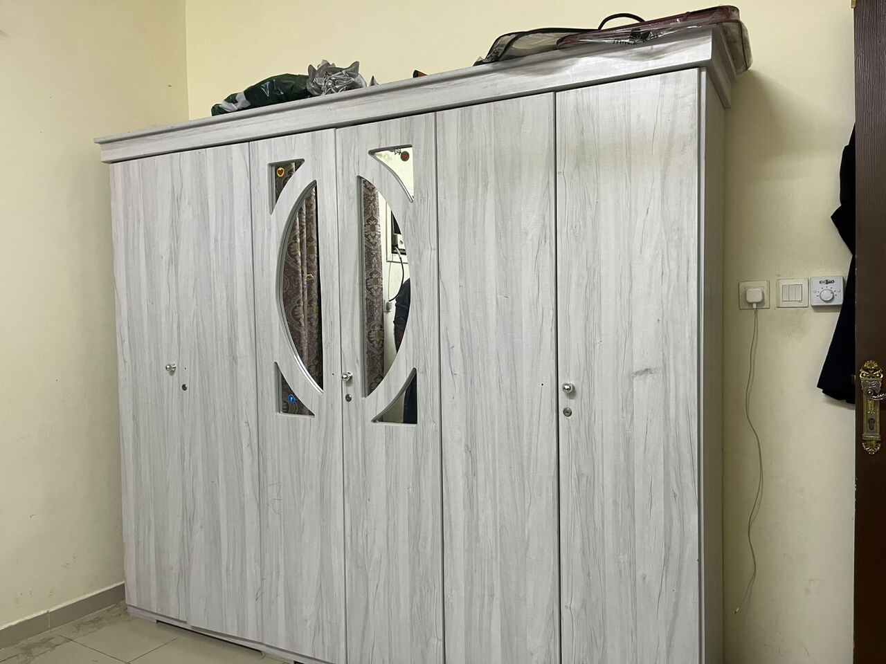 Jeddah, Furniture, SAR 2300,  Bed Set 1300sr And Kids Bed Set : 1000sr