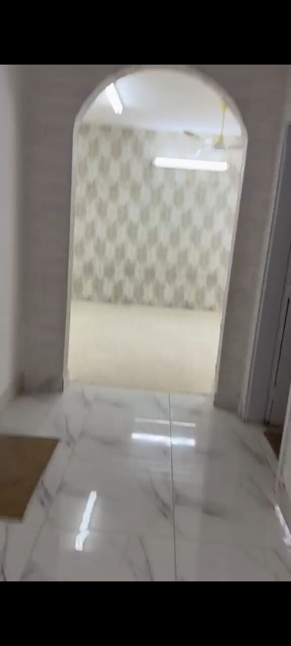 Al Naseem, Apartments, Flats, Houses & Villas, SAR 2300/month,  2 BR,  Family Apartment 2nd Floor With Taris Galary Large Size 2 Beadroom Kitchen Hall