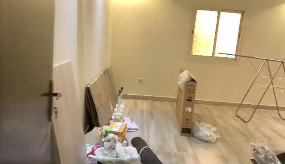 Jeddah, Rooms for Rent, SAR 1000/month,  400 Sq. Meter,  Spacious Room For Rent In Al Khomrah, Jeddah. Includes Water, Electricity And Bathroom