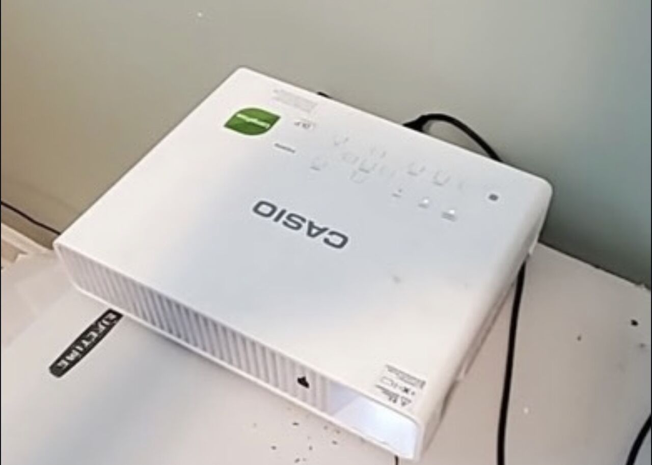 Manama, Electronics, BHD 65,  Original Casio XJ-M146 Laser & LED Hybrid Projector