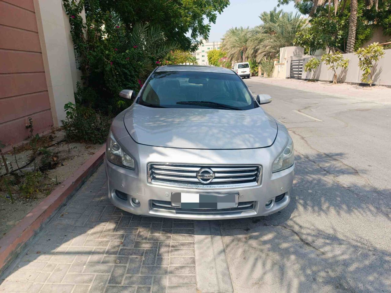 Manama, Vehicles, Cars & Trucks , BHD 2300,  Nissan Maxima,  2014,  Automatic,  160000 KM,    Sv V6 3.5, 160000Km, WhatsApp 39626172