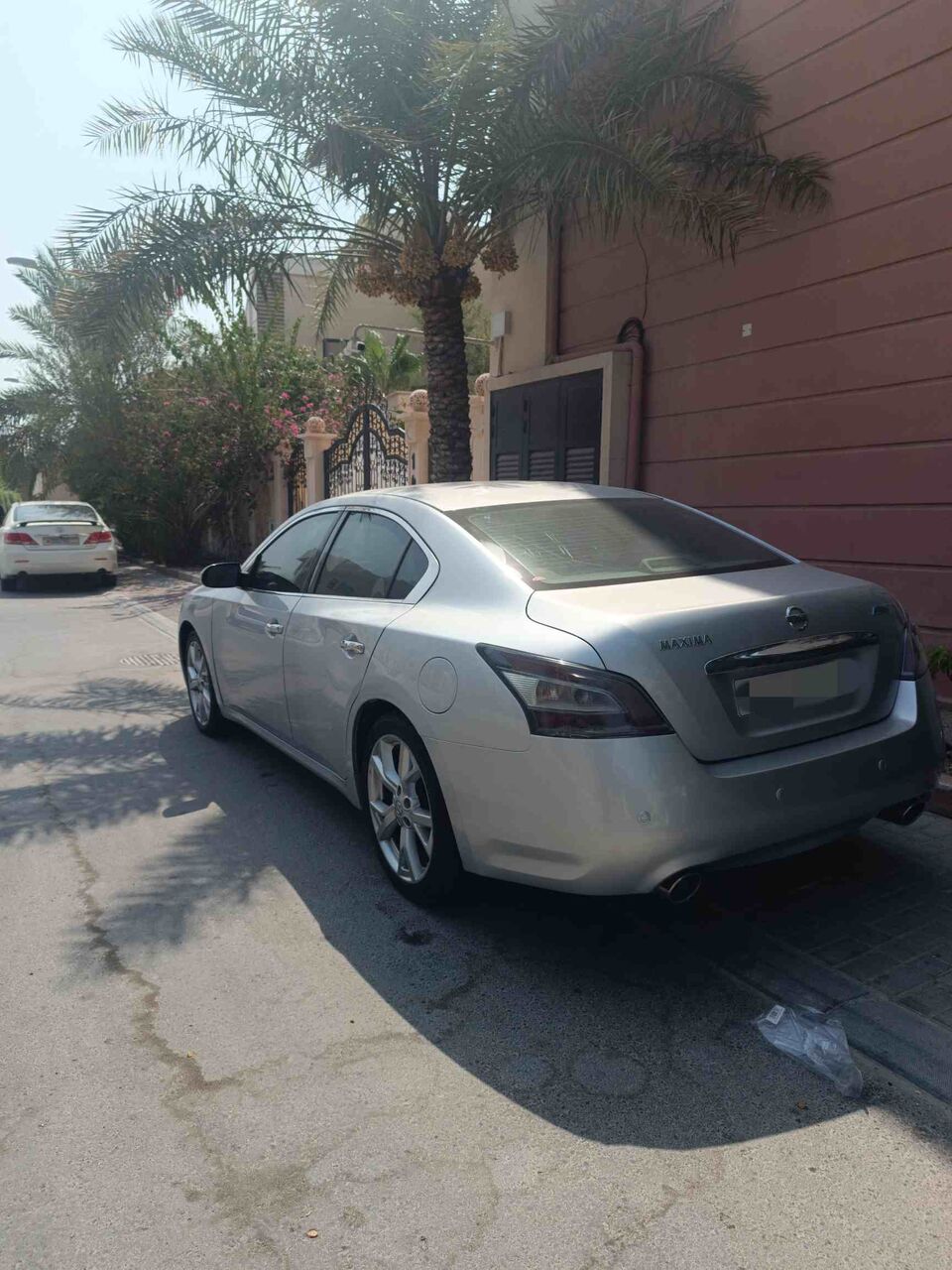 Manama, Vehicles, Cars & Trucks , BHD 2300,  Nissan Maxima,  2014,  Automatic,  160000 KM,    Sv V6 3.5, 160000Km, WhatsApp 39626172