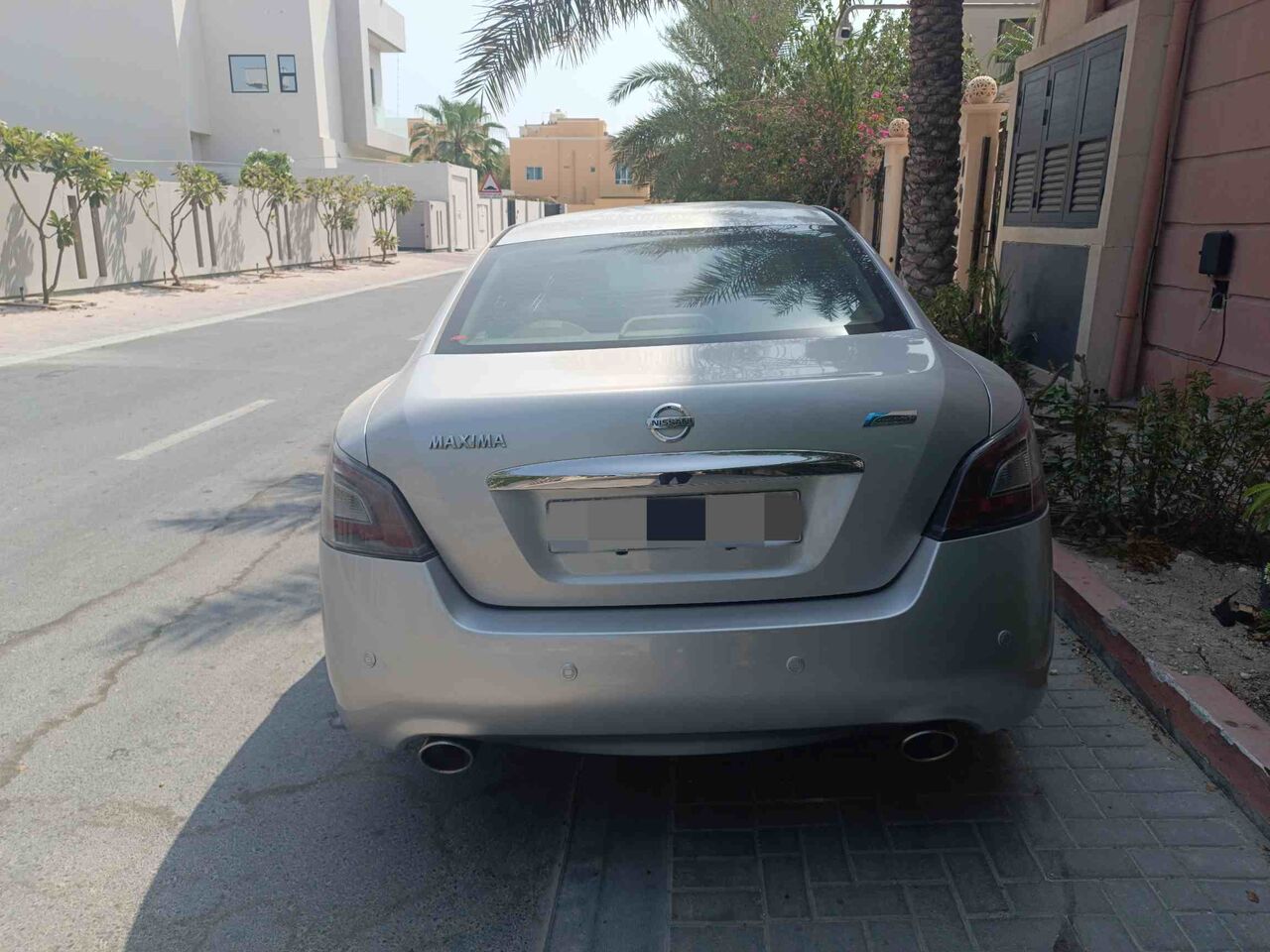Manama, Vehicles, Cars & Trucks , BHD 2300,  Nissan Maxima,  2014,  Automatic,  160000 KM,    Sv V6 3.5, 160000Km, WhatsApp 39626172