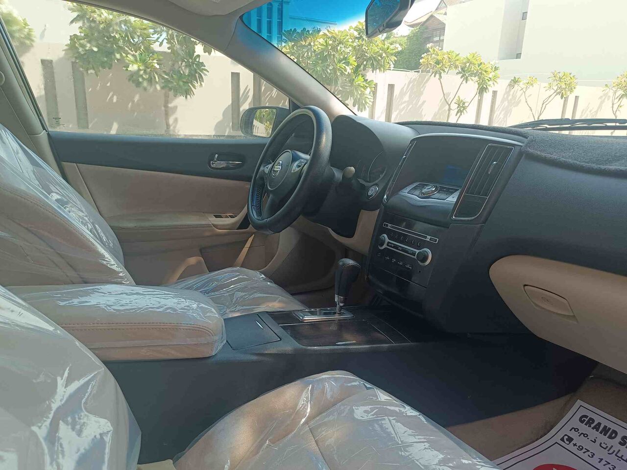 Manama, Vehicles, Cars & Trucks , BHD 2300,  Nissan Maxima,  2014,  Automatic,  160000 KM,    Sv V6 3.5, 160000Km, WhatsApp 39626172