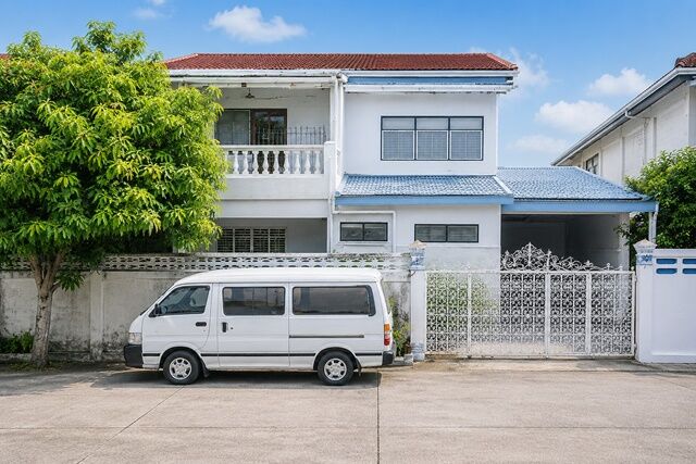 Bangkok, Villas, THB 12999,  45 Sq. Feet,  Krungthep Kreetha Motorway 45 Sq M. 180 Sq M. 2-story Detached House For Rent, 4