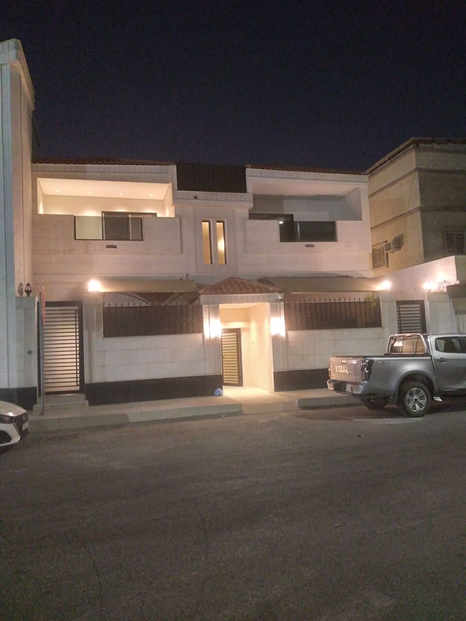 Dammam, Real Estate For Sale, SAR 1700000,  6 BR,  Totally Renovated Building For Sale