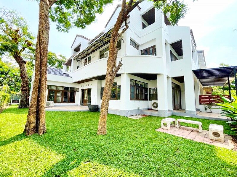 Bangkok, Villas, THB 59999,  55 Sq. Feet,  Corner House, 3 Floors, MRT Lat Phrao, 1.08 Km., Ratchada 19, Lat Phrao 18, Vibhavadi