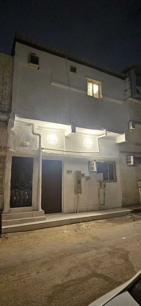 Dammam, Apartments, Flats, Houses & Villas, SAR 1750/month,  5 Rooms And 4 Toilets