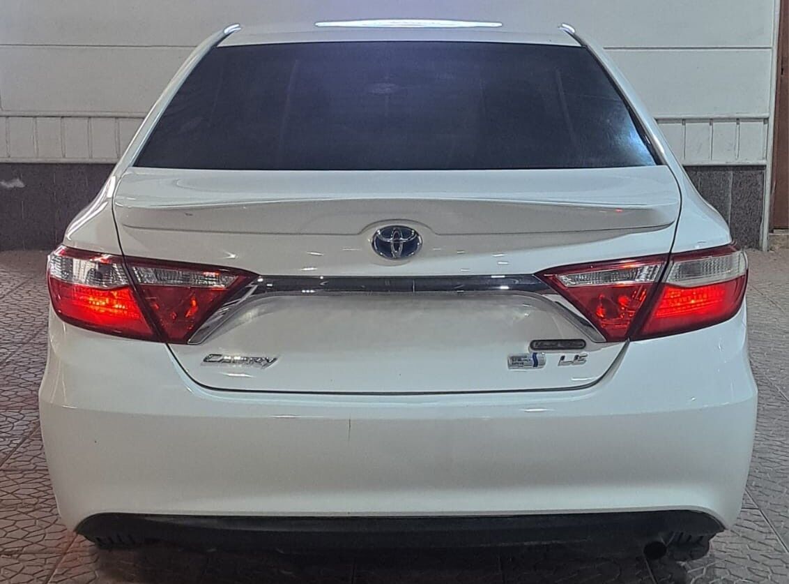 Riyadh, Vehicles, Cars & Trucks , SAR 47500,  TOYOTA CAMRY LE HYBRID,  2017,  Automatic,  175000 KM,  MID OPTION  ALLOYS B  WHEELS PUSH START KEY LESS ENTRY(BASMA)