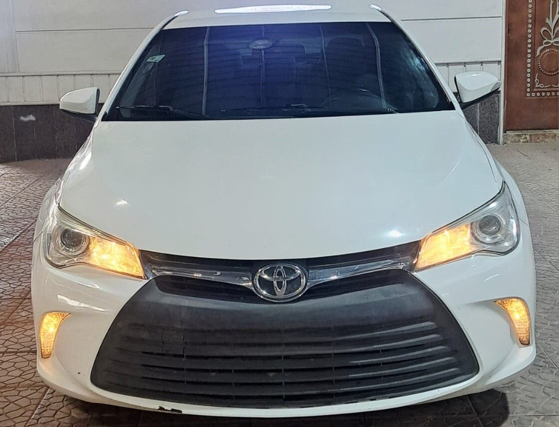 Riyadh, Vehicles, Cars & Trucks , TOYOTA CAMRY LE HYBRID,  2017,  Automatic,  175000 KM,  MID OPTION  ALLOYS C   WHEELS PUSH START KEY LESS ENTRY(BASMA)