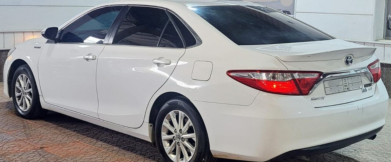 Riyadh, Vehicles, Cars & Trucks , SAR 47500,  TOYOTA CAMRY LE HYBRID,  2017,  Automatic,  175000 KM,  MID OPTION  ALLOYS E     WHEELS PUSH START KEY LESS ENTRY(BASMA)