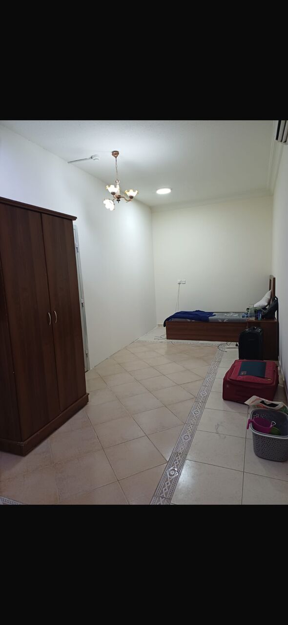 Al Malaz, Rooms for Rent, SAR 1400/month,  Furnished,  I Am Offering A Single Furnished Room In A Flat
