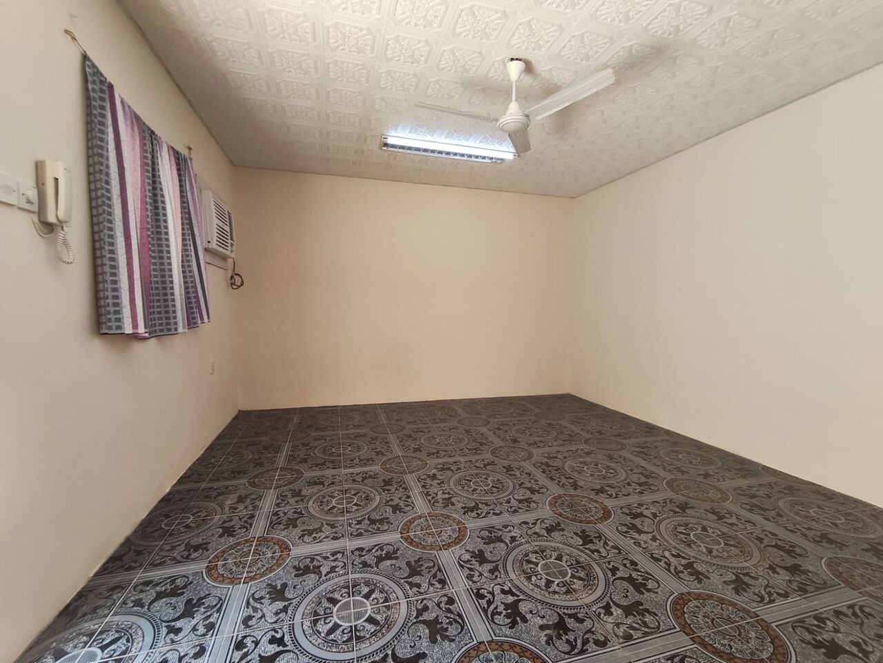 Sanabis, Apartments, Flats, Houses & Villas, BHD 130/year,  1 BR,  Sanabis:- Rooftop Studio Flat On Rent With Unlimited Ewa..