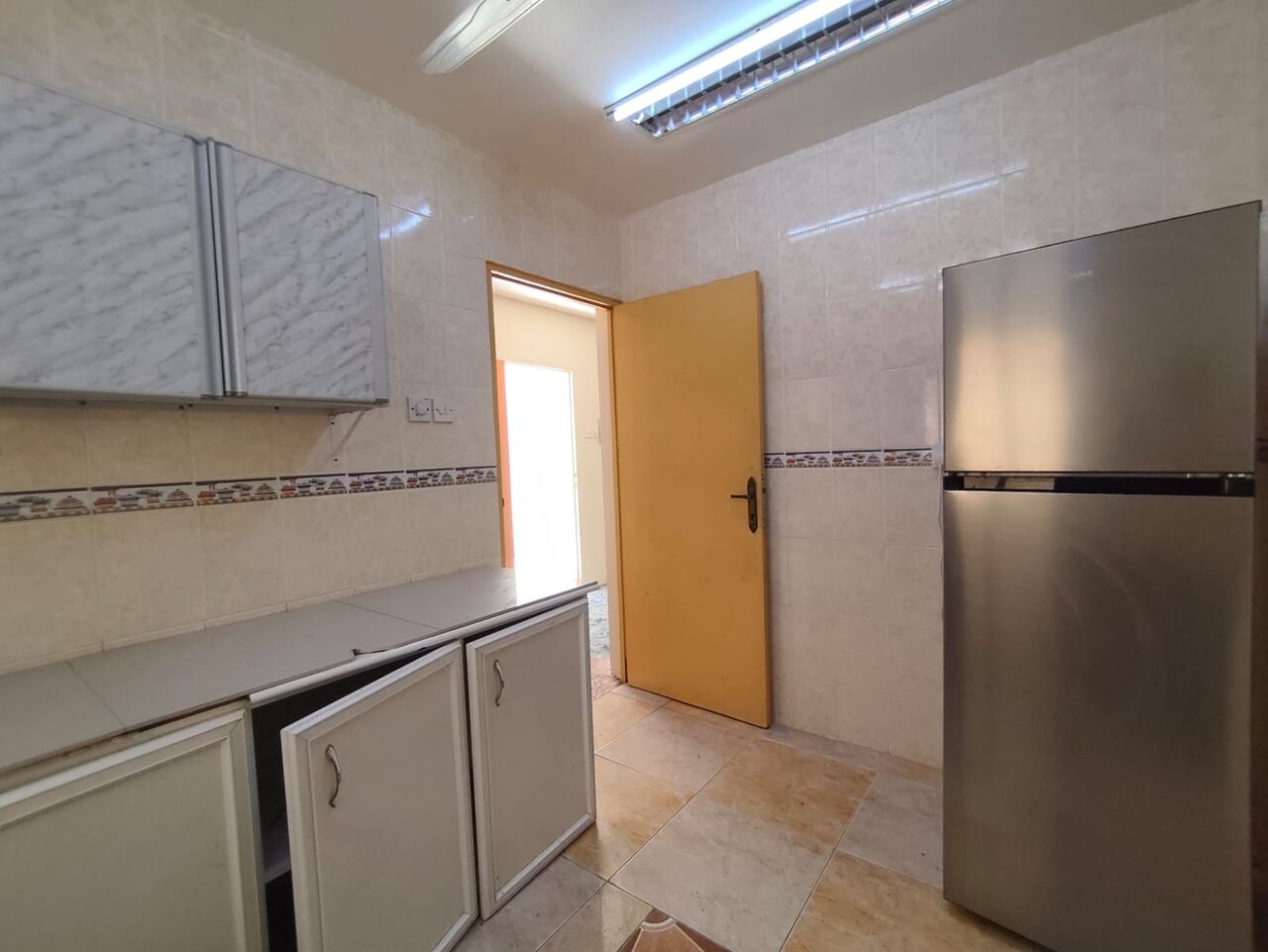 Sanabis, Apartments, Flats, Houses & Villas, BHD 130/year,  1 BR,  Sanabis:- Rooftop Studio Flat On Rent With Unlimited Ewa..