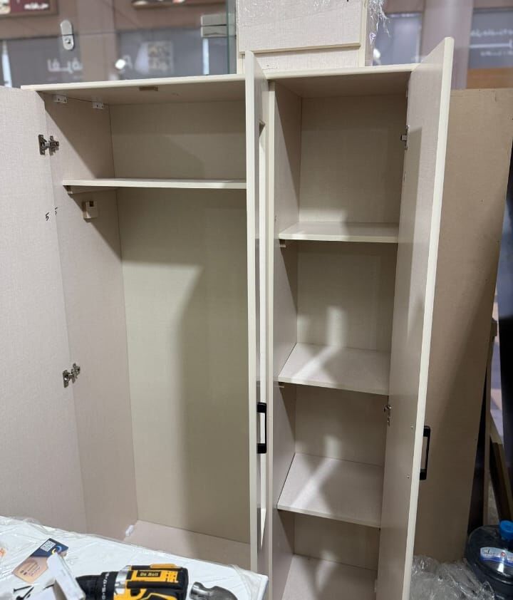 Al Iskan, Furniture, SAR 1,  New Bdrom Set Pakistani 🇵🇰