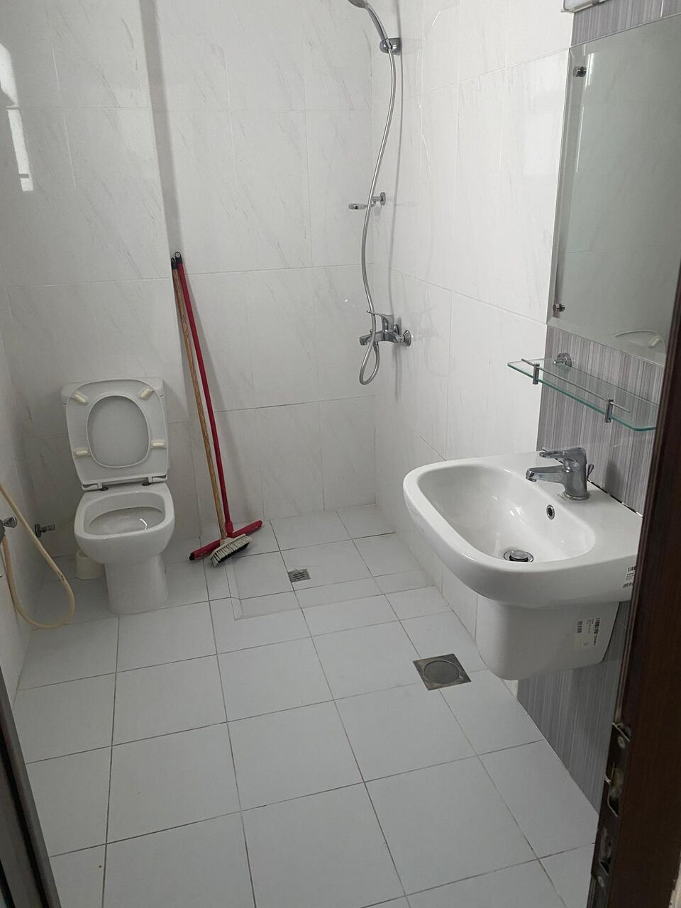 Muharraq, Apartments, Flats, Houses & Villas, BHD 250/month,  2 BR,  2 BEDROOM FLAT FOR RENT IN UM AL HASSAM 39660213