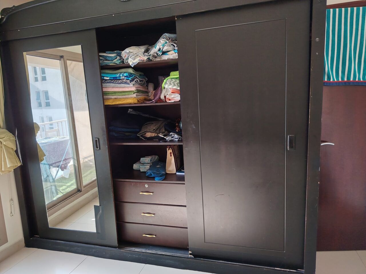 Hidd, Furniture, BHD 35,  Clothes Cabinet For Sale - 3 Door
