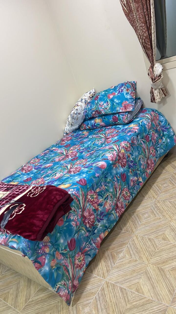 Sanabis, Rooms for Rent, BHD 150/month,  Furnished,  Room Available For Executive Bachelor