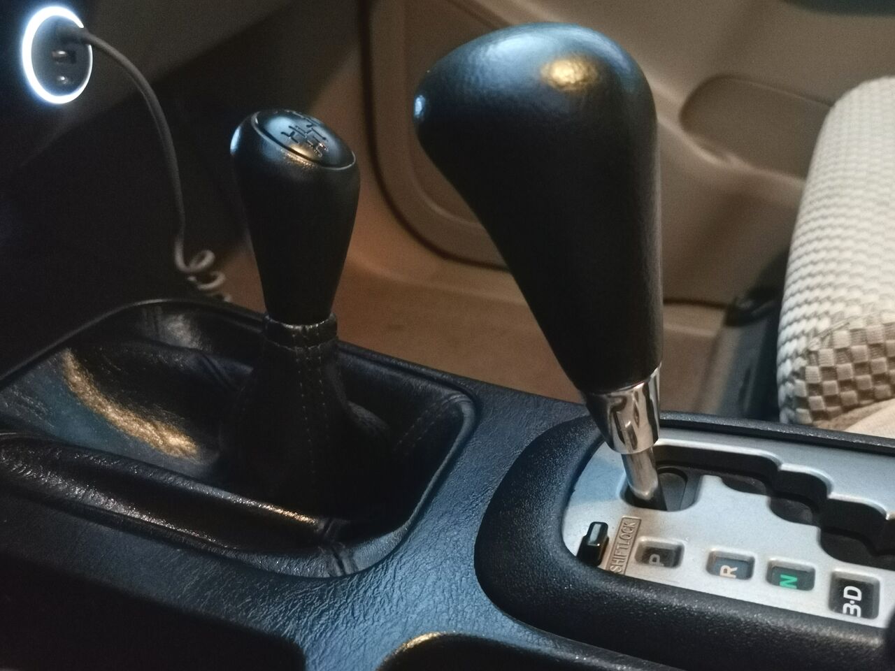 Al Mahjar, Vehicles, Cars & Trucks , SAR 47000,  Toyota Fortuner,  2015,  Automatic,  425 KM,  Fortuner   Wakalah 4 Cilynder 4x4