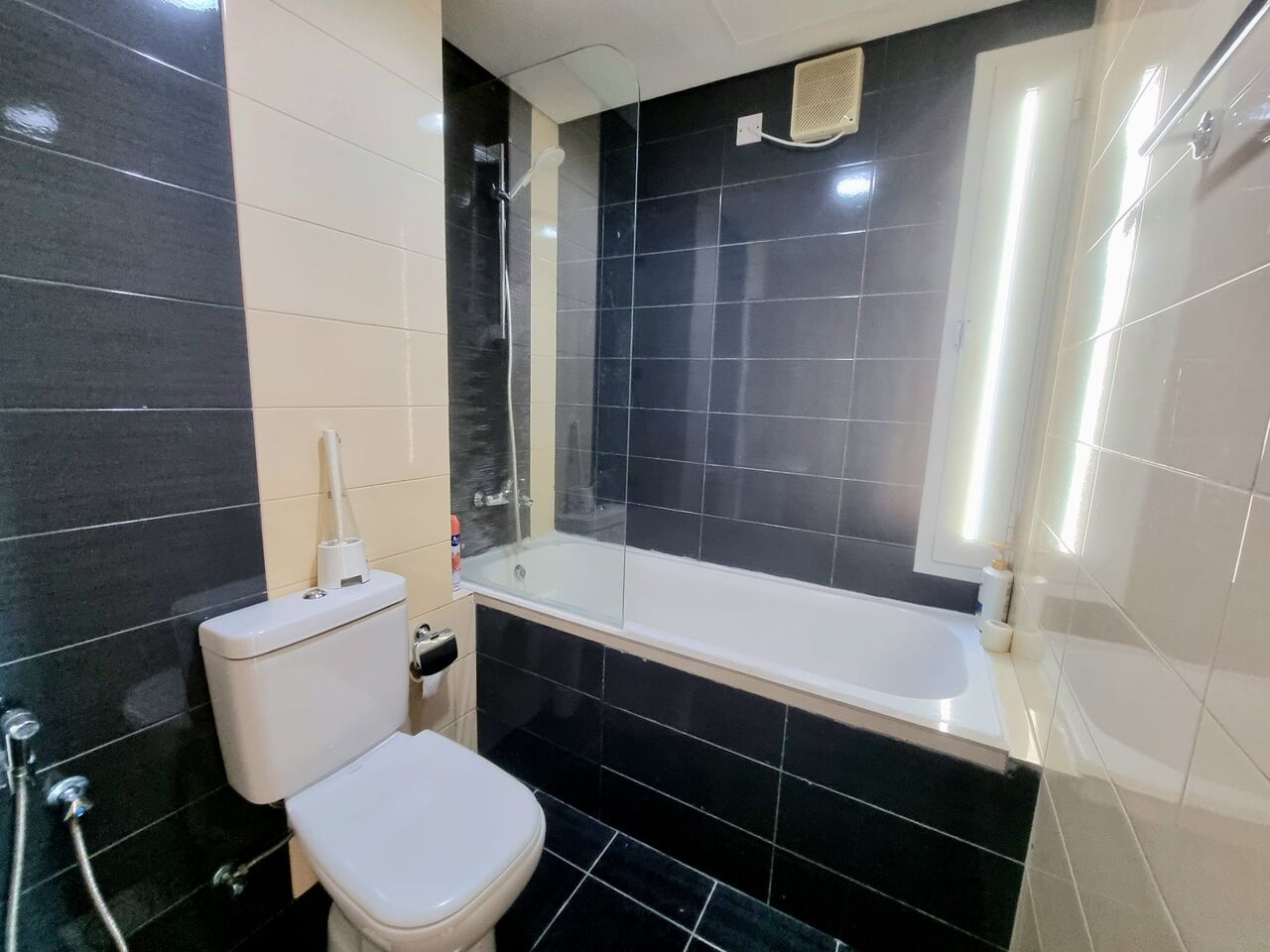 Amwaj Islands, Apartments, Flats, Houses & Villas, BHD 300/month,  Furnished,  2 BR,  90 Sq. Meter,  Beautiful 2 BR FF Apartment With Wifi Amwaj Homes For Rent