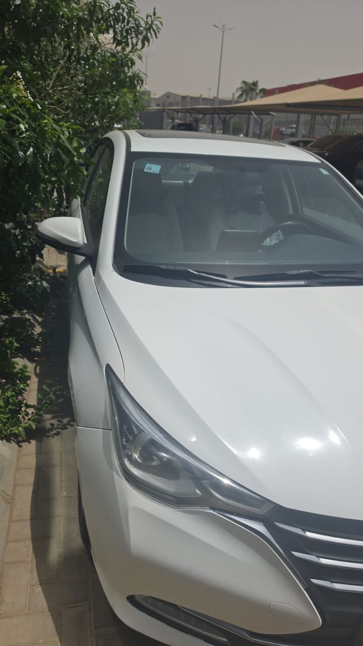 Jeddah, Vehicles, Cars & Trucks , SAR 27000,  Changan Alsvin,  2023,  Automatic,  57000 KM,  Full Option, (alloy Rims, Sunroof,Cruise Control,Infotainment & Audio,Parking Assistance)
