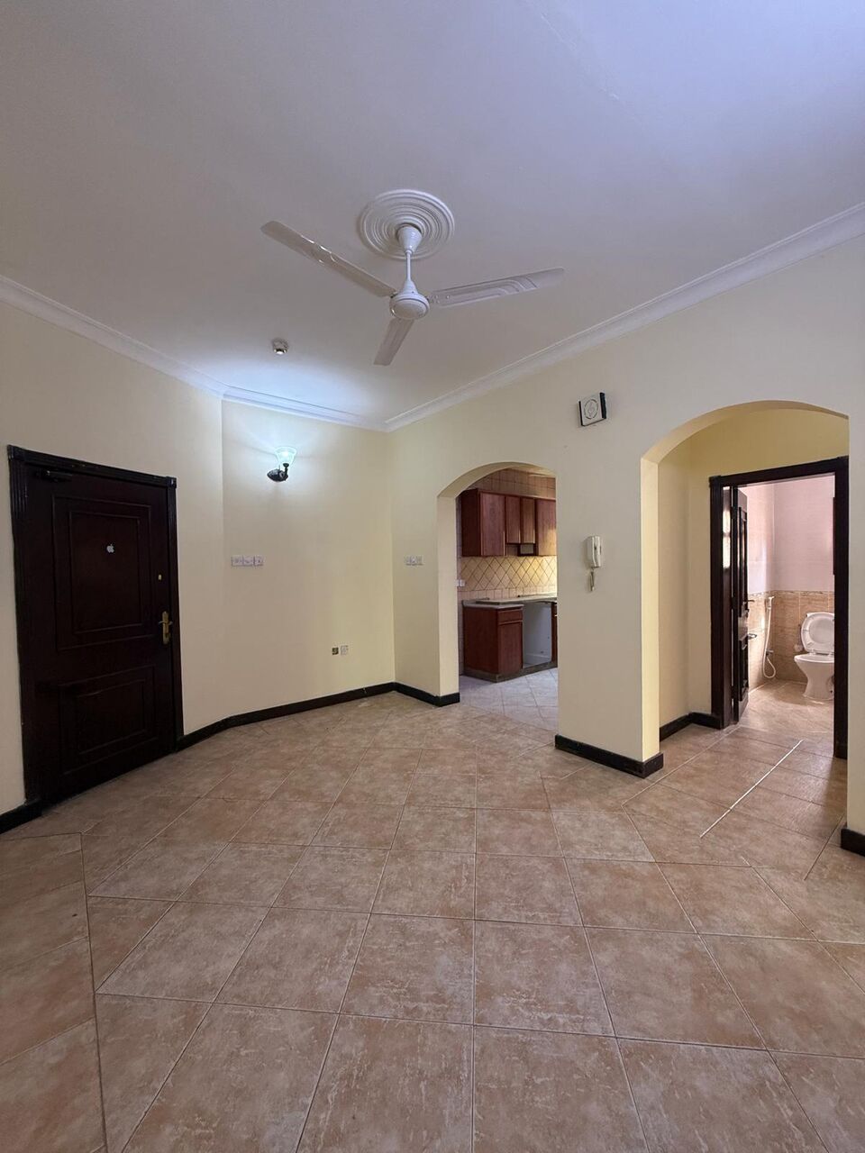 Hoora, Apartments, Flats, Houses & Villas, BHD 200/month,  2 BR,  *****1 Bath FLAT FOR RENT IN Hoora @ Including Ewa******
