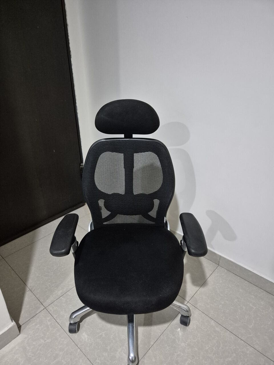 Riyadh, Furniture, SAR 280,  C100 Mesh High Back Office Chair