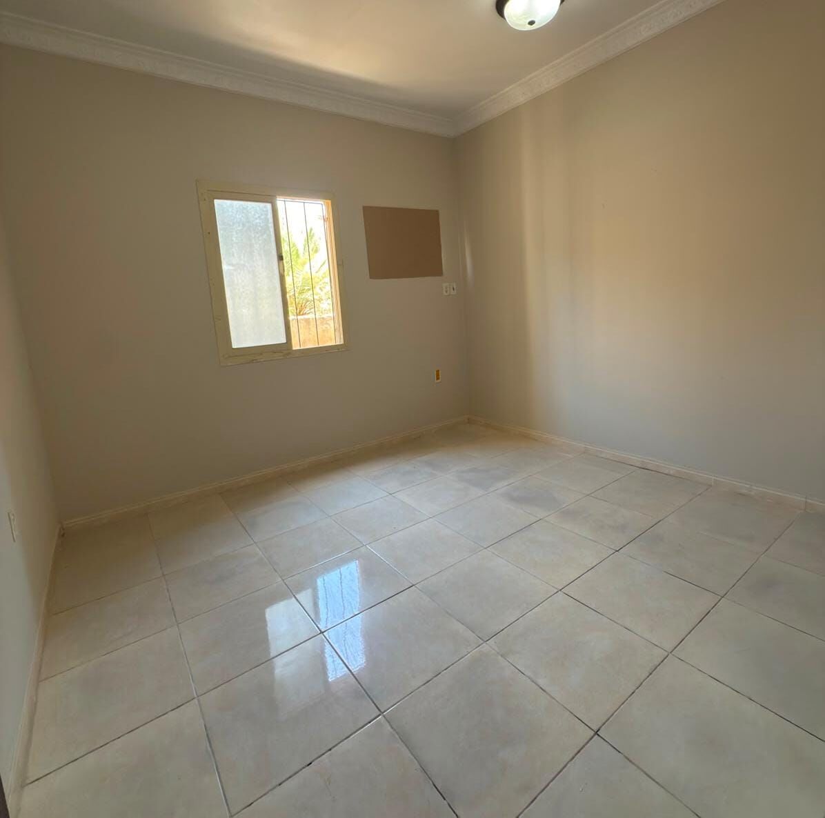 Al Khobar Al Shamalia, Roommates, SAR 1000/month,  1200 Sq. Feet,  1 SEPARATE PRIVATE FURNISHED ROOM FOR RENT &ndash; SAR 1000