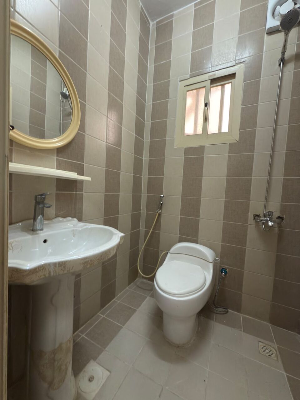 Al Khobar Al Shamalia, Roommates, SAR 1000/month,  1200 Sq. Feet,  1 SEPARATE PRIVATE FURNISHED ROOM FOR RENT &ndash; SAR 1000