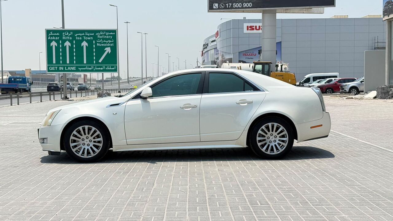 Manama, Vehicles, Cars & Trucks , BHD 1500,  Cadillac CTS,  2011,  Automatic,  213200 KM,    (White)