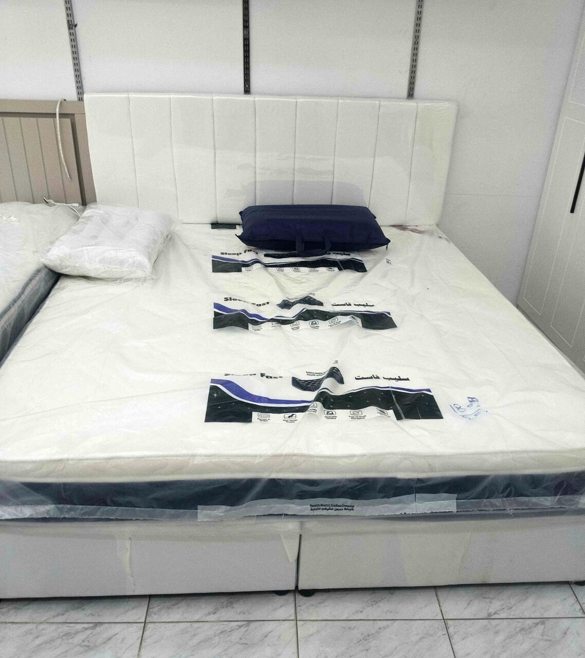 Jeddah, Furniture, All Sizez Beds Are Available In Multiple Colors And Designs
