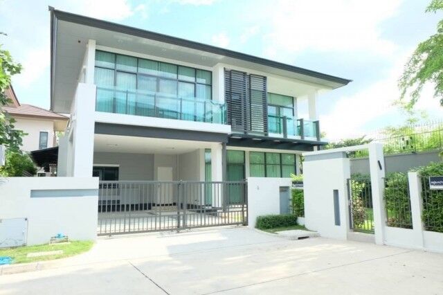Bangkok, Villas, THB 90000,  82 Sq. Feet,  For Rent #single House Setthasiri Village On Nut-Srinakarin Next To Kanchanaphisek Road