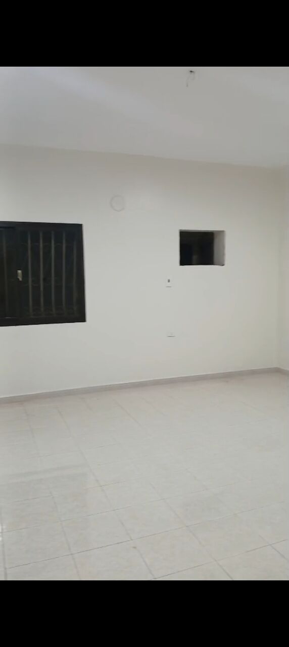 Al Aziziyah, Apartments, Flats, Houses & Villas, SAR 25000/year,  4 BR,  4Bhk Kitchen Hall 2 Washroom And Balcony Rent 25000 Location Near Abeer Hasiptal Aziza
