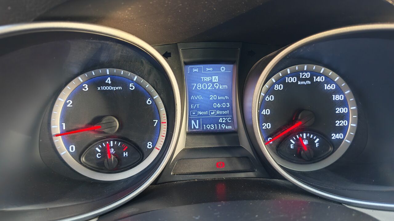Akrabia, Vehicles, Cars & Trucks , SAR 47000,  Hyundai Santa Fe,  2016,  Automatic,  193000 KM,  Single Owner SUV For Sale In Khobar