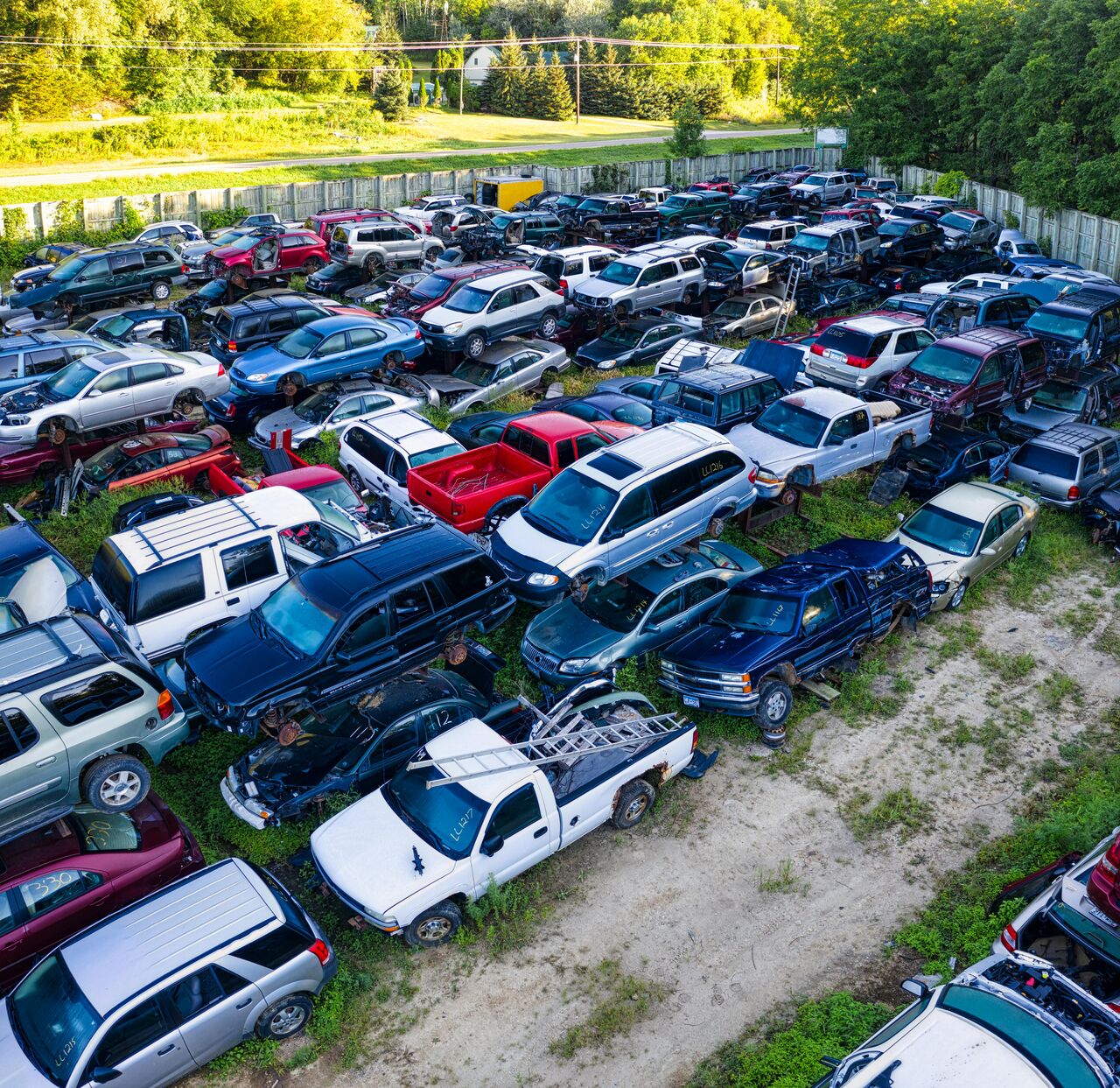 Calgary, Automotive, Get Reliable Scrap Car Removal Services Across High River