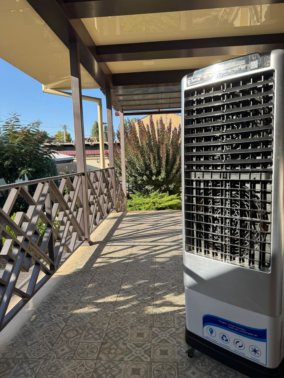 Dubai, Appliances, AED 2095,  Slim Line Evaporative Air Cooler With 7,500 M³/h Airflow. Energy-efficient Portabl